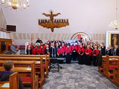 MUZYKA PRZEZ DUŻE „M”