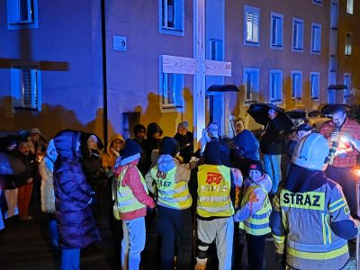 Droga Krzyżowa ulicami Niewiadomia